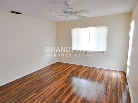 5th image of 2401 Beacon Groves Blvd
