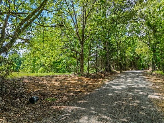 3rd image of 1172 Jeff Sanders Rd
