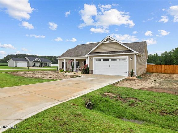 3rd image of 21 Oakbridge Way