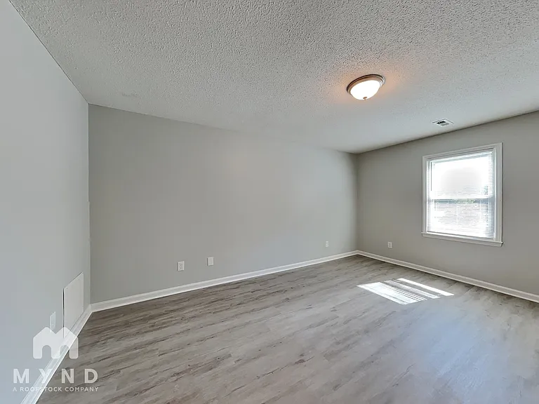 9205 Meadow Sweet Ct — Photo 16