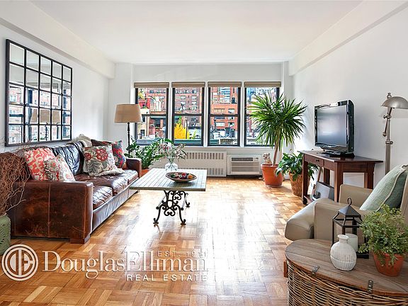 2nd image of 120 E 36th St APT 8C