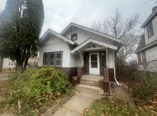 1344 Oliver Ave N, Minneapolis, MN 55411