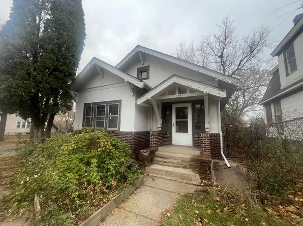1344 Oliver Ave N, Minneapolis, MN 55411