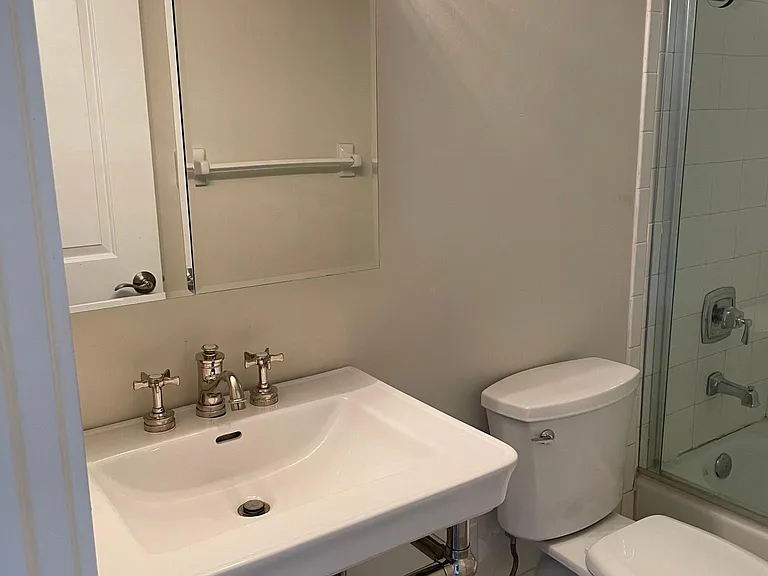 2366 E Mall Dr #317 — Photo 11