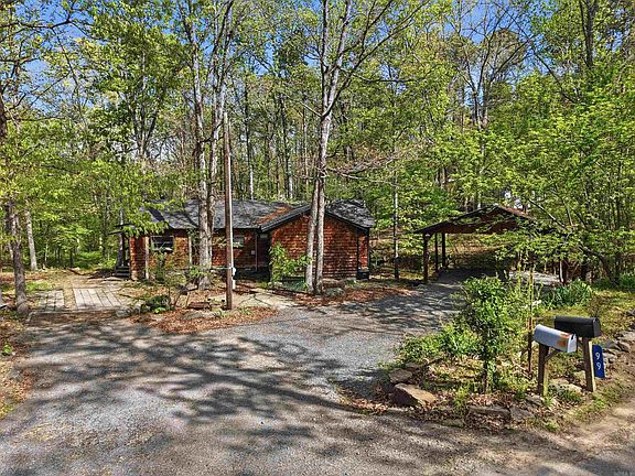 3rd image of 99 Roxie Ln