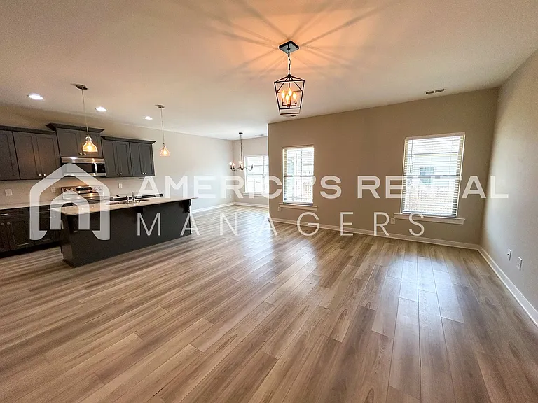 120 County Road 1702 — Photo 26