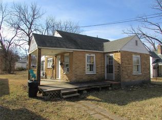 1010 W Cass Ave, West Plains, MO 65775