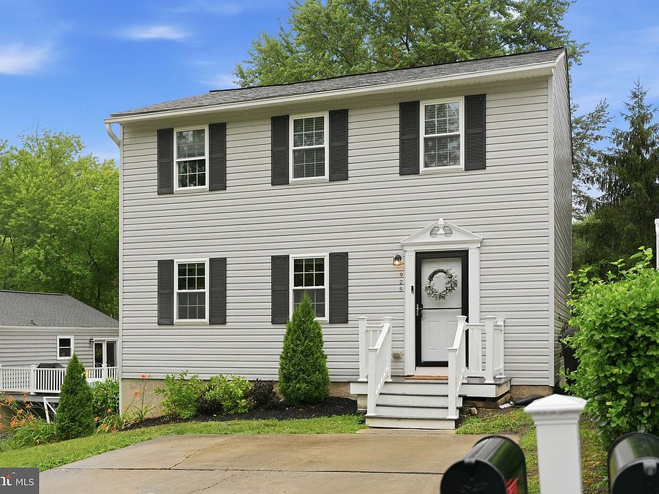 1st image of 925 Ryecroft Ct