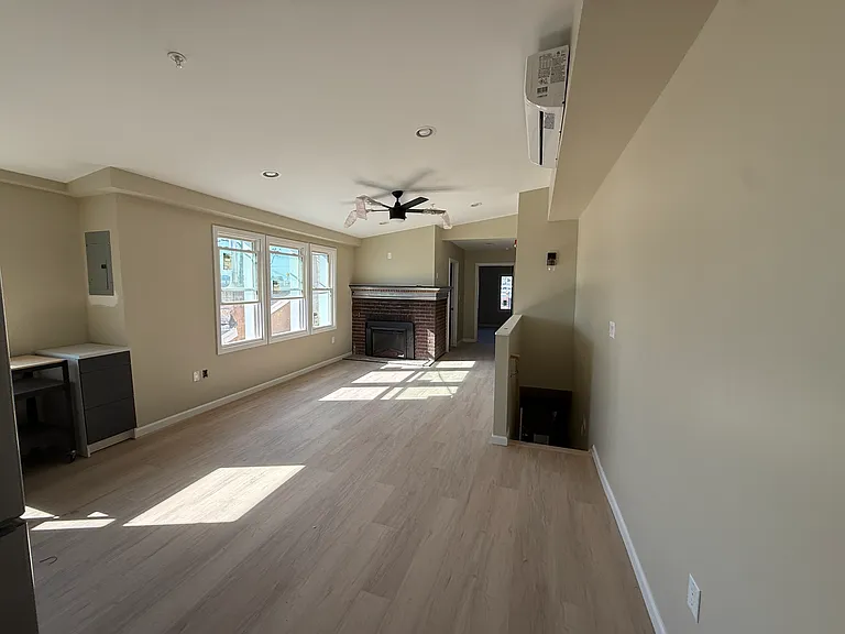 1015 Lancaster Ave #3A — Photo 8