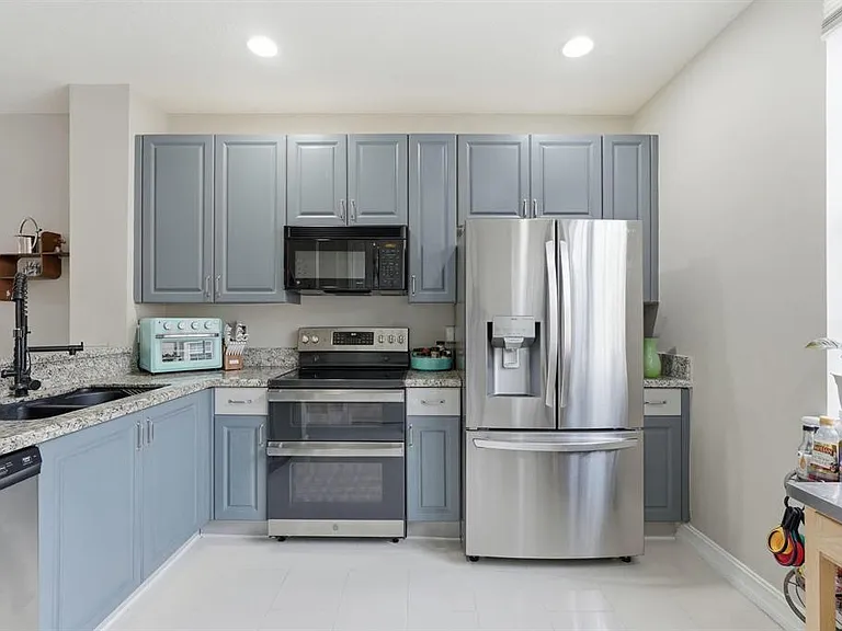 310 N Dixie Hwy #104 — Photo 5