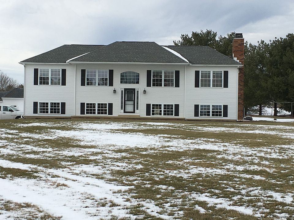 2nd image of 9657 Dry Run Rd