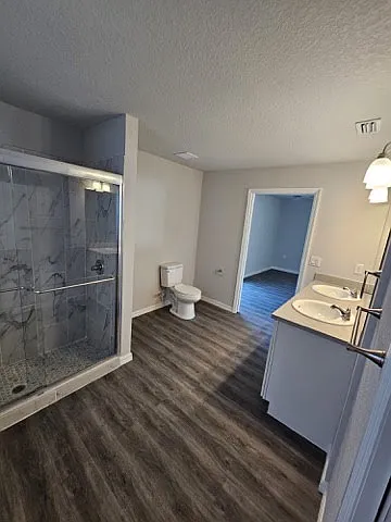 800 Vizcaya Ct — Photo 11