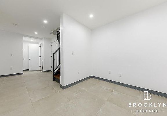 5th image of 903 De Kalb Ave #1A