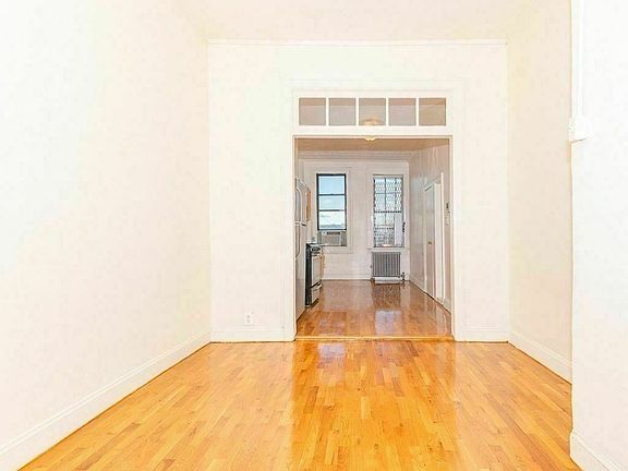 4th image of 291 Jefferson St APT 2L