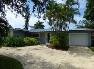 2000 NE 124th St, North Miami, FL 33181