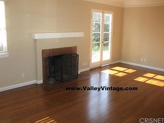 5th image of 4731 Cartwright Ave