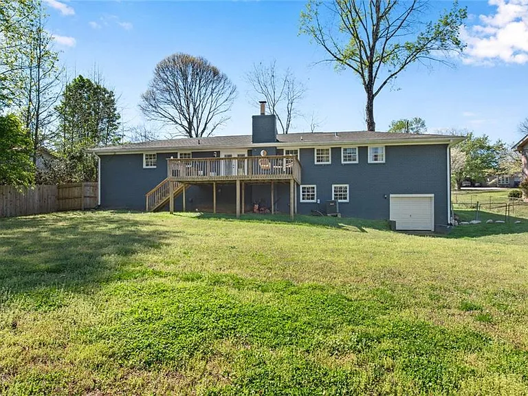 3941 Forest Dr — Photo 42