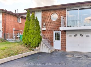 489 Fergo Ave, Mississauga, ON L5B2J2