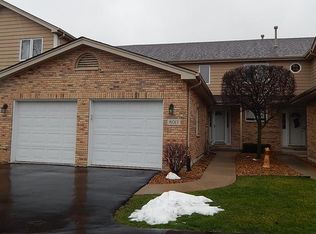 8013 Enclave Ln, Tinley Park, IL 60487