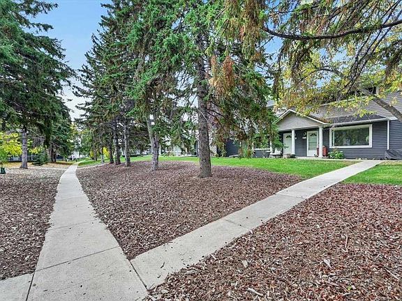 2nd image of 572 W Regal Park NE