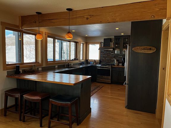 5th image of 870 W Hillside Ct