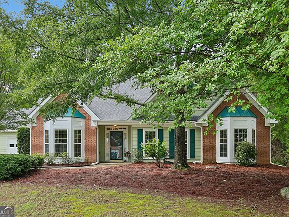 2nd image of 535 Willowwind Dr