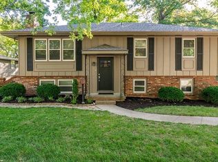 615 SW Merritt St, Lees Summit, MO 64081