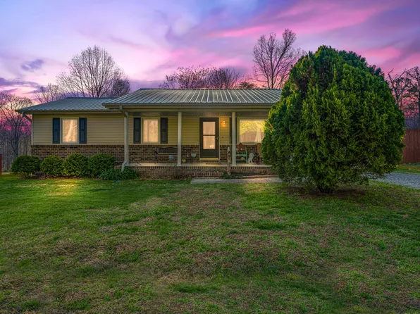 114 Saddle Club Rd, Trenton, GA 30752