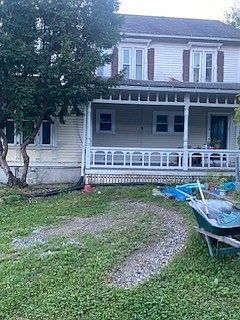 2nd image of 107 Church St #1