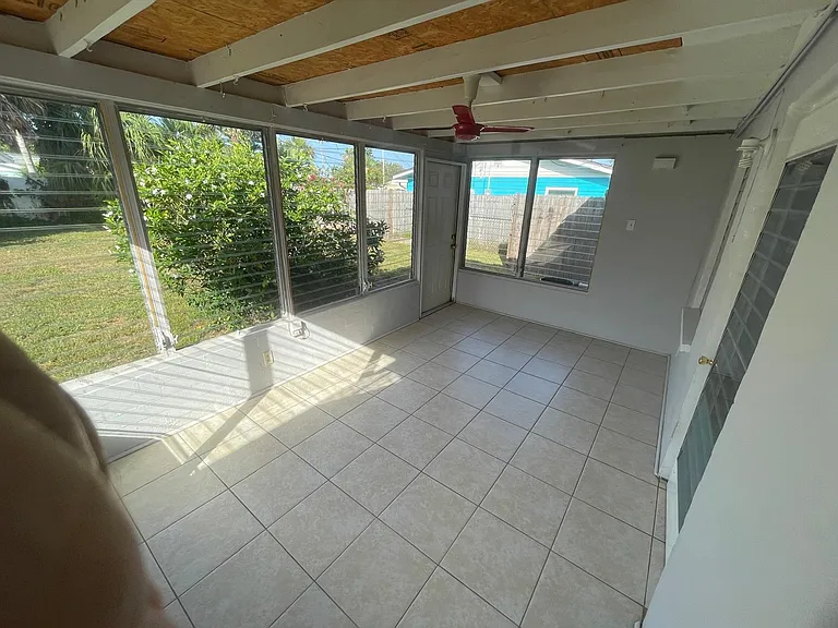 56 Seabreeze Dr — Photo 9