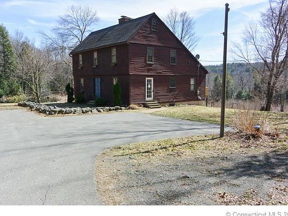 2nd image of 19 Beechwood Dr