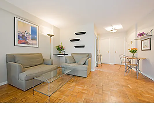 Rented by Citi Habitats | media 6
