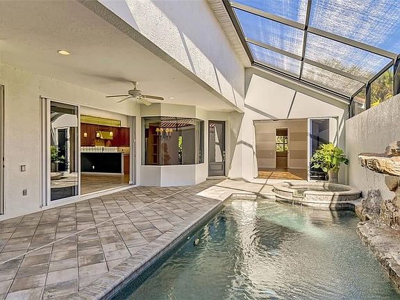 5th image of 8343 Canary Palm Ct