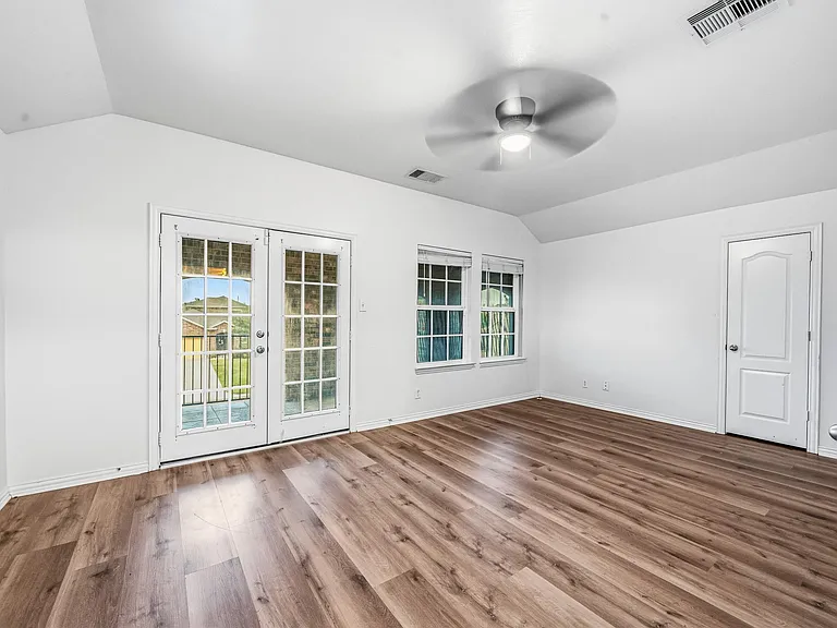 2403 Summers Glen Ct — Photo 23