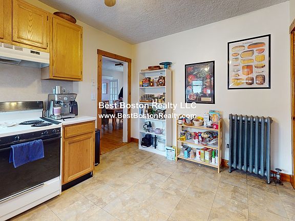 5th image of 47 Greenleaf Ave #2