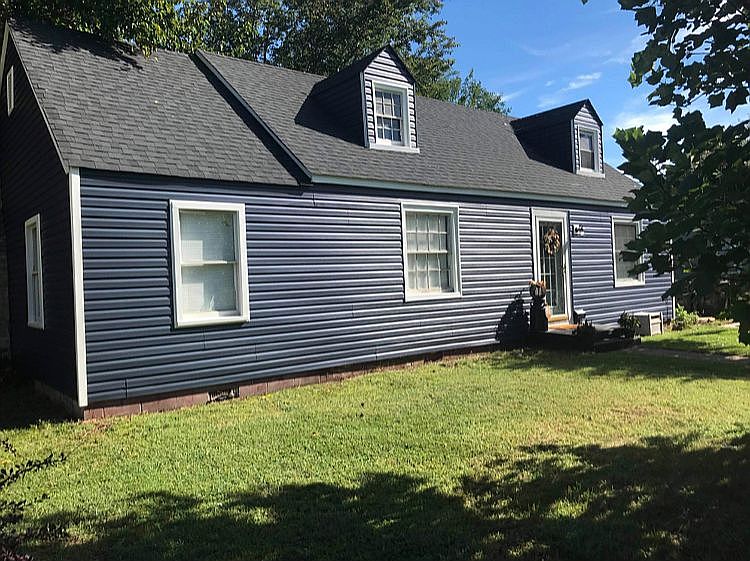 2nd image of 508 N Shore Rd