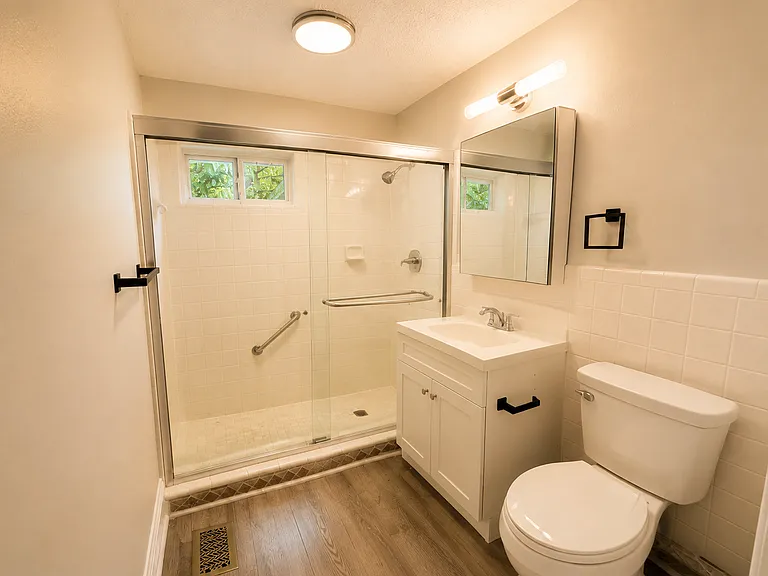 1506 Swainey Ave — Photo 17