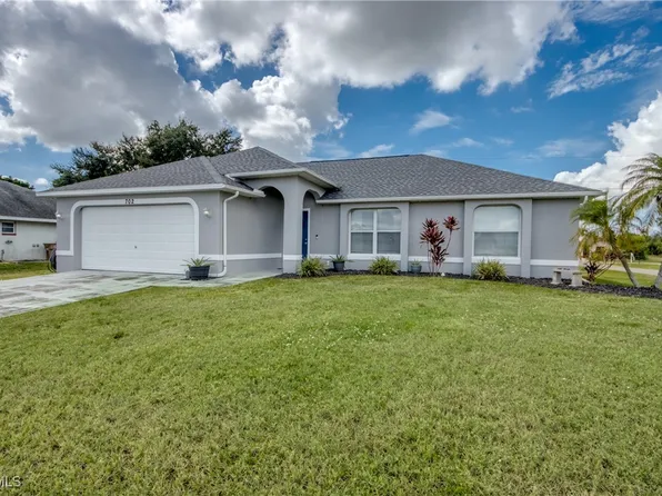 702 SW 11th Ave, Cape Coral, FL 33991
