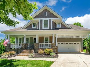 6008 Langham Ct, Charlotte, NC 28269