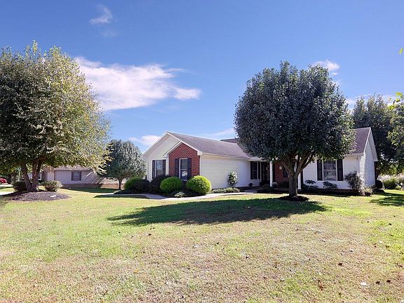 3rd image of 141 Swiss Stone Way E