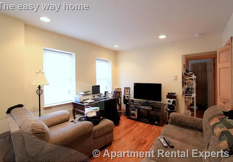 43 Ivaloo St #2 — Photo 5