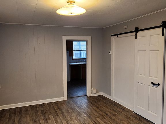 3rd image of 172 N Park St #A