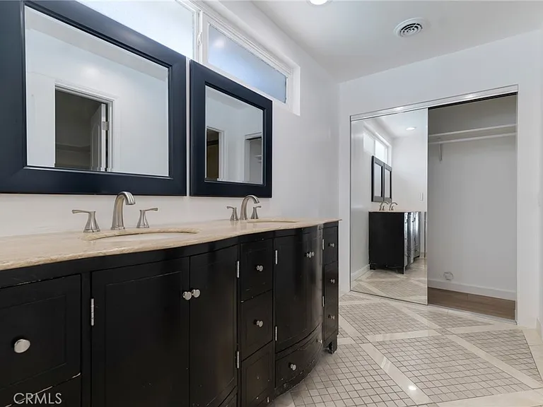 4316 Topanga Canyon Blvd — Photo 16