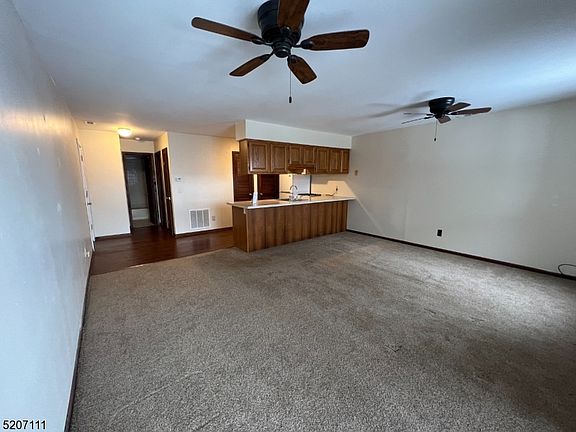 5th image of 1 Big Sky Dr Unit 3