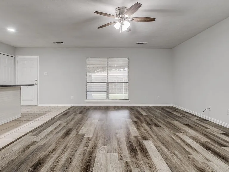 5532 Gibson Dr — Photo 17