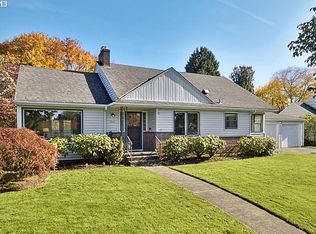 334 SE 49th Ave, Portland, OR 97215