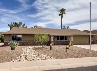 18201 W Willowbrook Dr, Sun City, AZ 85373