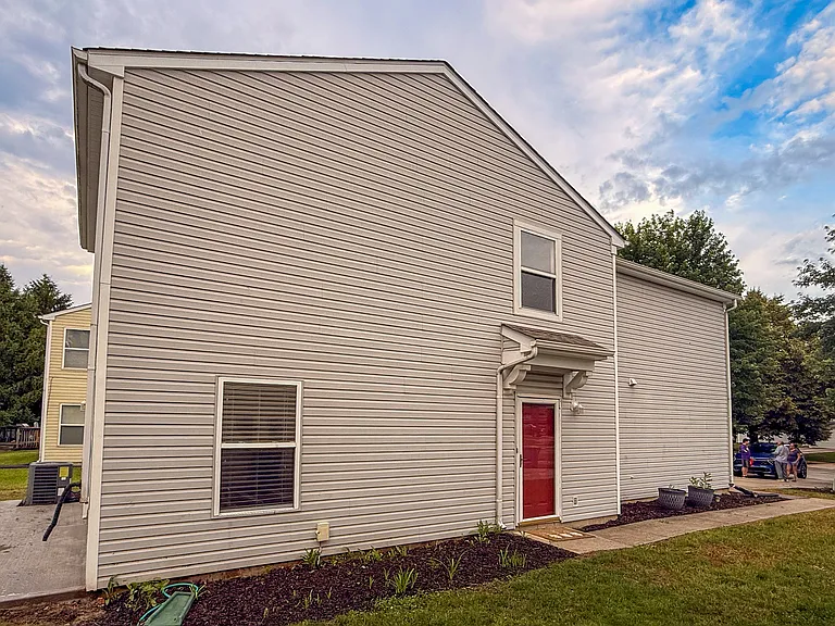 12754 Crescent Dr — Photo 6