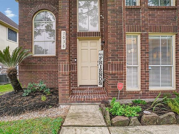 5th image of 7038 Redwood Falls Dr