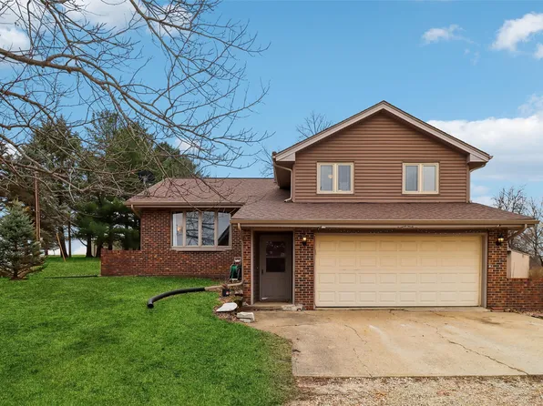 11584 76th Ln, Indianola, IA 50125